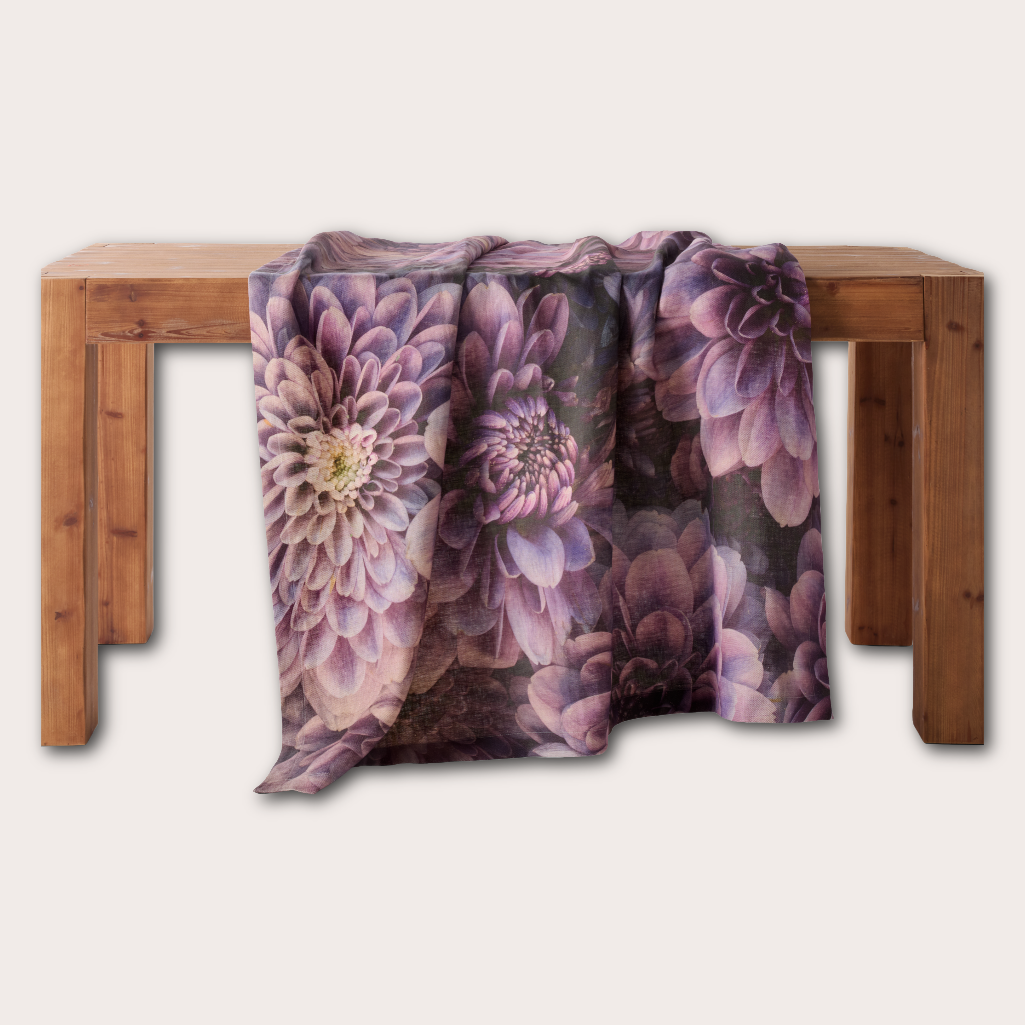 Dahlia Tablecloth